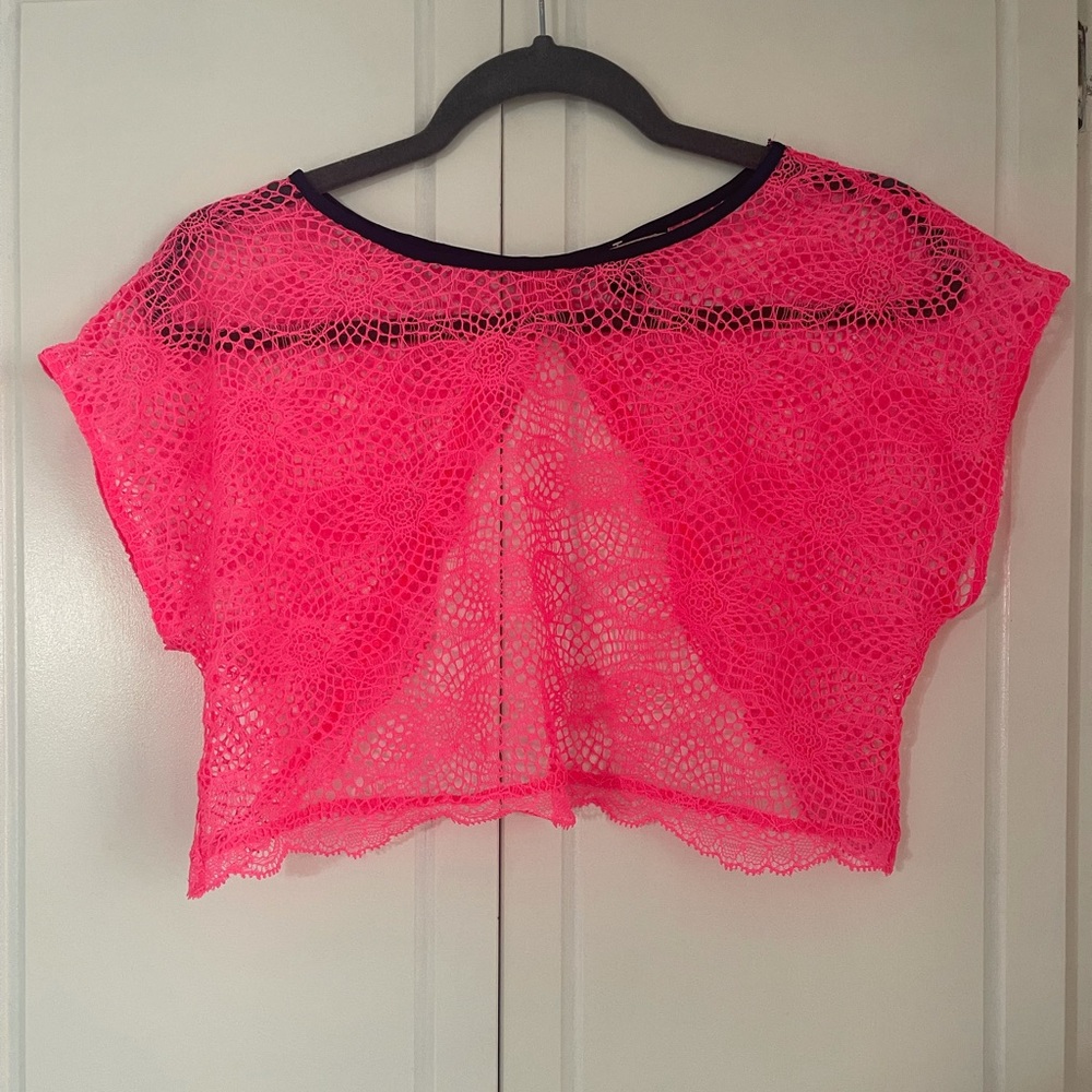 NWOT Lace crop top